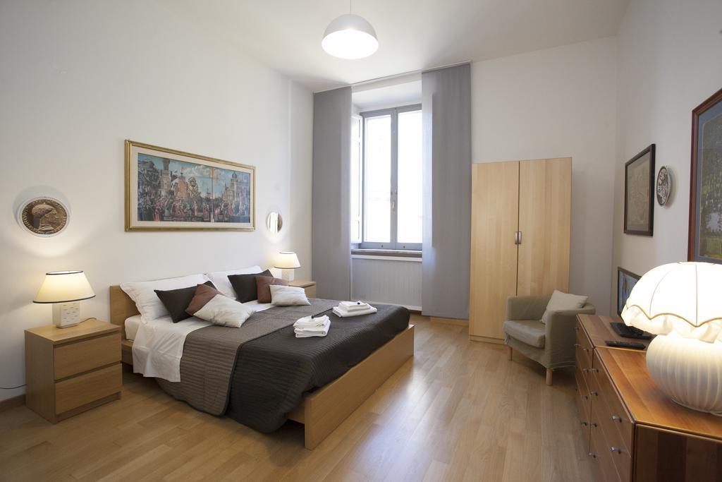 Apartamento House Paganica Roma Habitación foto