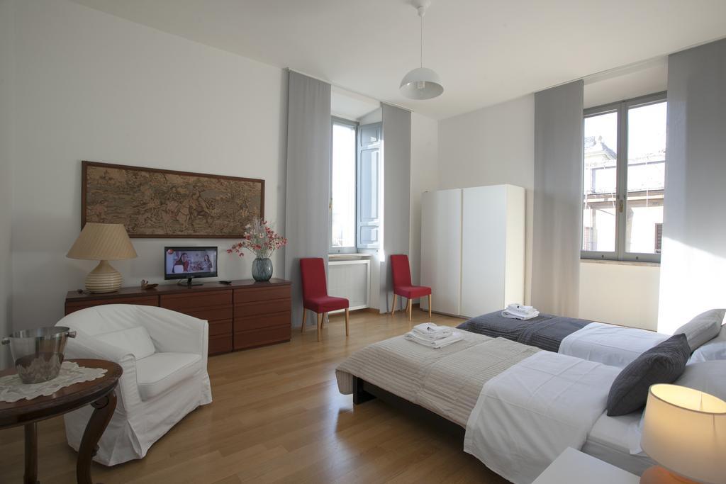 Apartamento House Paganica Roma Habitación foto