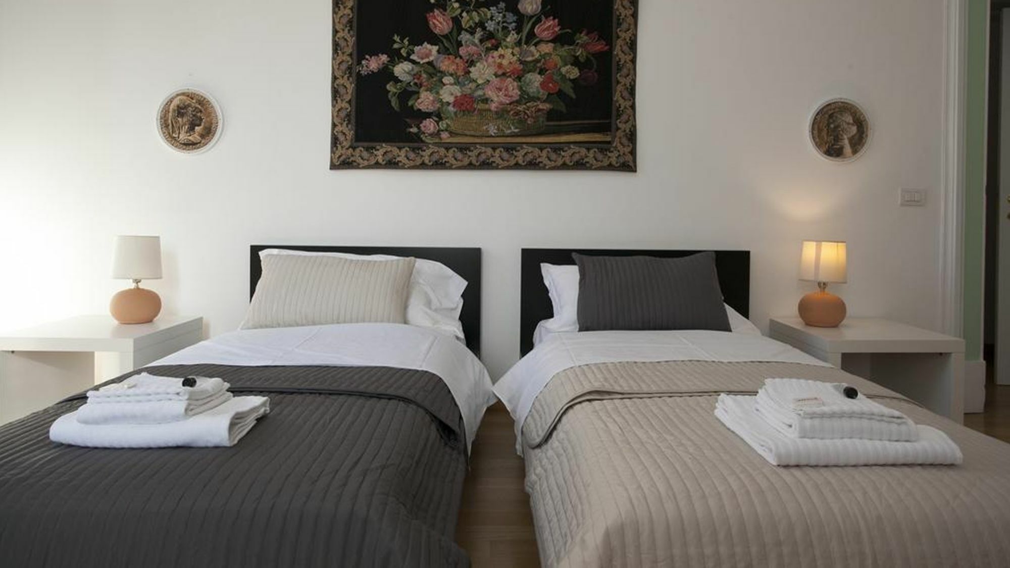 Apartamento House Paganica Roma Exterior foto